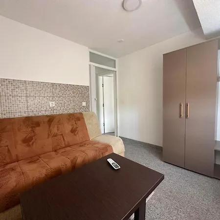 Apartman Numero Uno 1 아파트 *